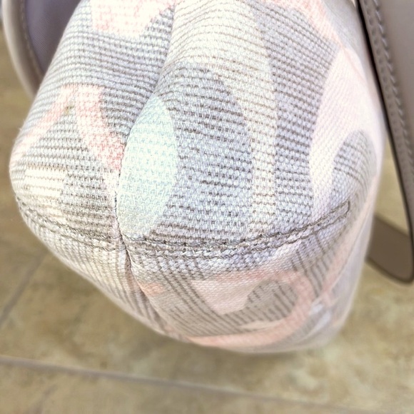 Coach SoHo Optic Pastel Sig C Grey & Peach w/Leather Trim Linen Flap Buckle Hobo - Picture 10 of 16